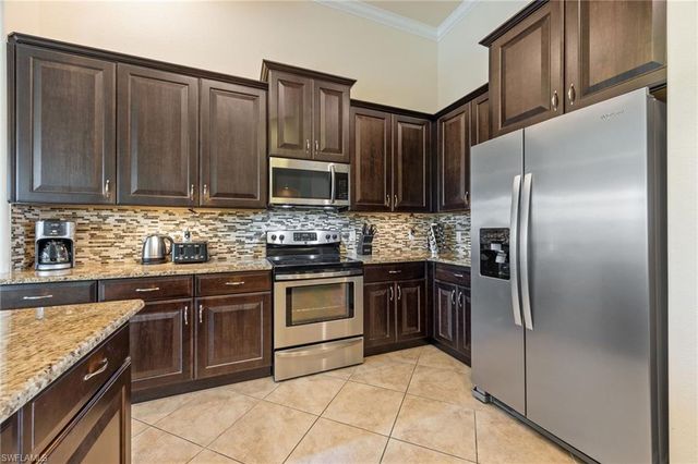 310 SE 30th TER, Cape Coral, FL 33904