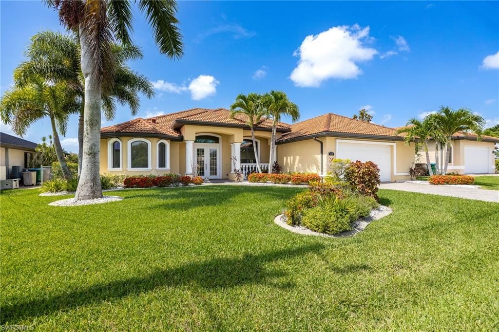 310 SE 30th TER, Cape Coral, FL 33904
