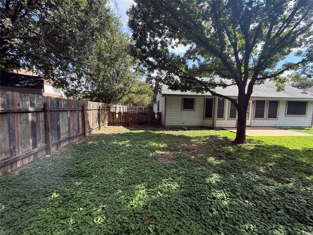 2107 Yaupon TRL, Cedar Park, TX 78613