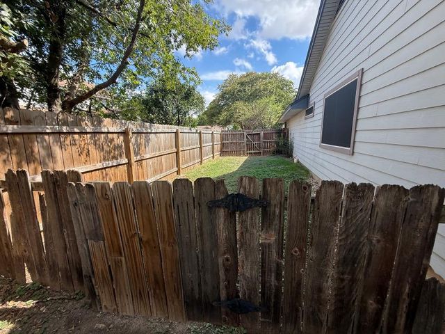 2107 Yaupon TRL, Cedar Park, TX 78613