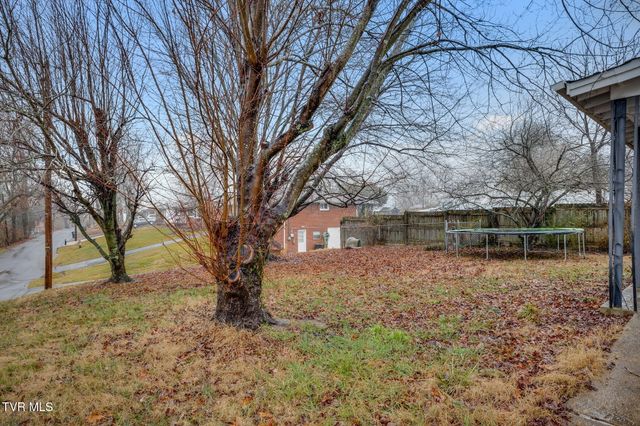 1802 Washington Avenue, Kingsport, TN 37664
