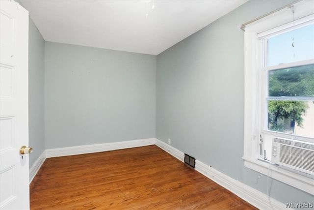 30 Penfield Street, Buffalo, NY 14213