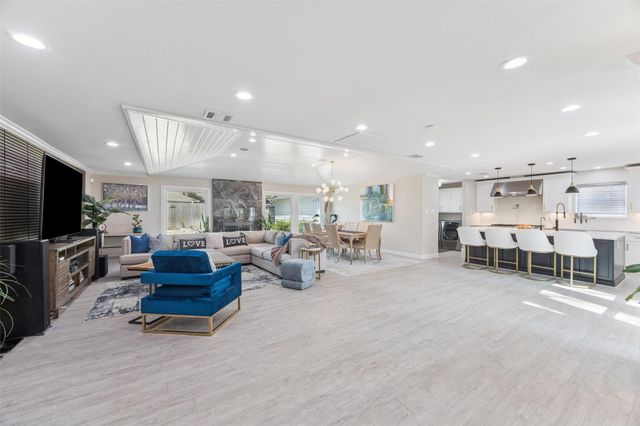 10206 Burgoyne Road, Houston, TX 77042