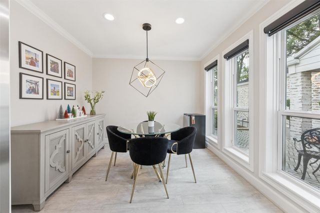 10206 Burgoyne Road, Houston, TX 77042