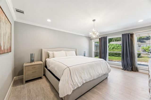 10206 Burgoyne Road, Houston, TX 77042