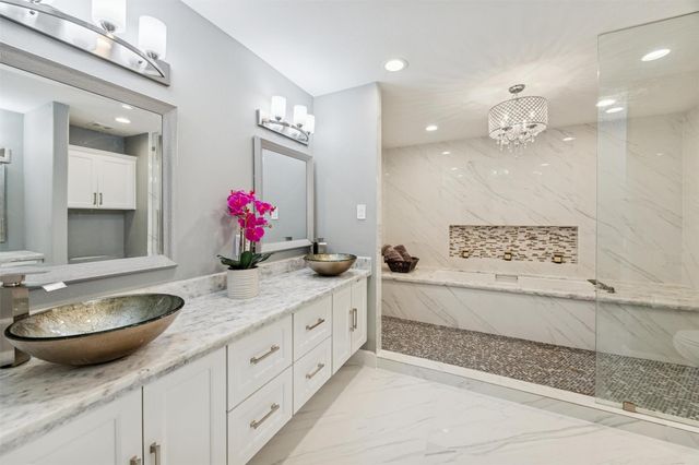 10206 Burgoyne Road, Houston, TX 77042