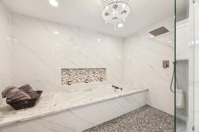 10206 Burgoyne Road, Houston, TX 77042