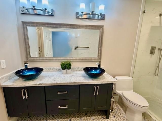 10206 Burgoyne Road, Houston, TX 77042