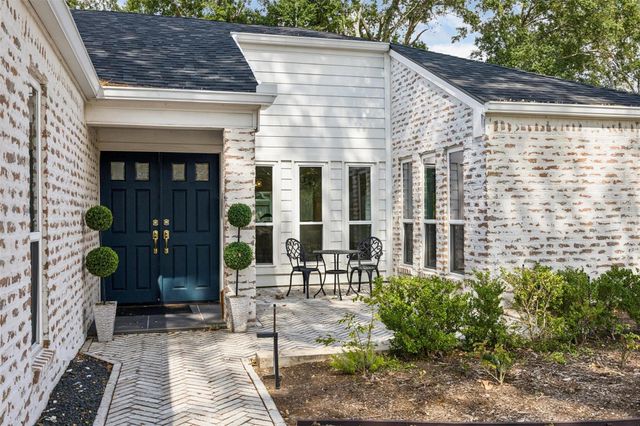 10206 Burgoyne Road, Houston, TX 77042