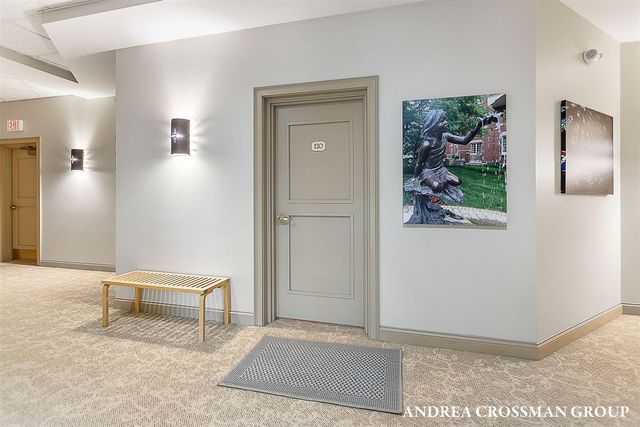 141 Central Avenue 120, Holland, MI 49423