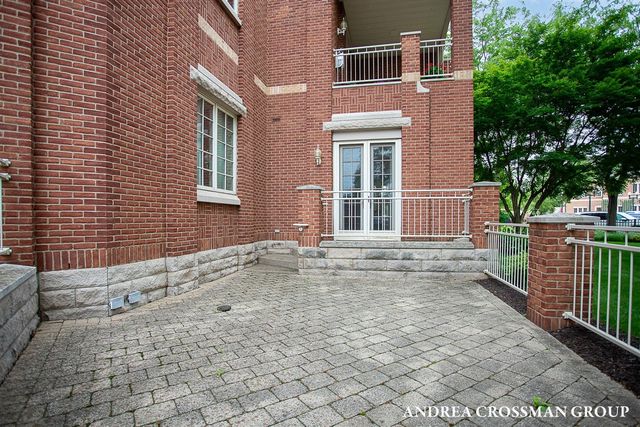 141 Central Avenue 120, Holland, MI 49423