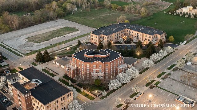 141 Central Avenue 120, Holland, MI 49423
