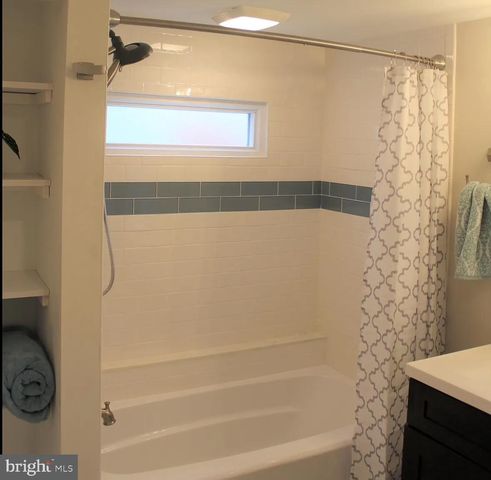 1116 E HEWSON ST, Philadelphia, PA 19125