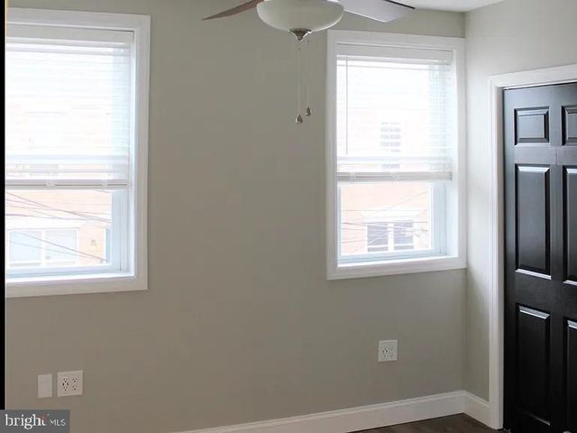 1116 E HEWSON ST, Philadelphia, PA 19125