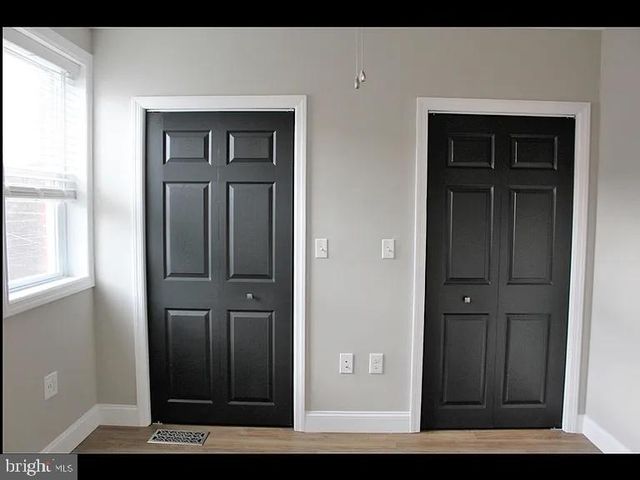 1116 E HEWSON ST, Philadelphia, PA 19125