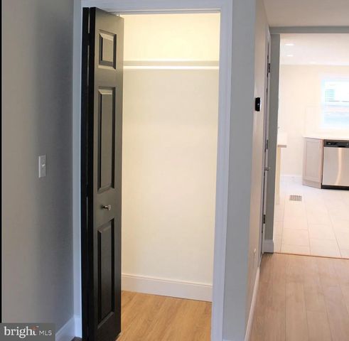 1116 E HEWSON ST, Philadelphia, PA 19125