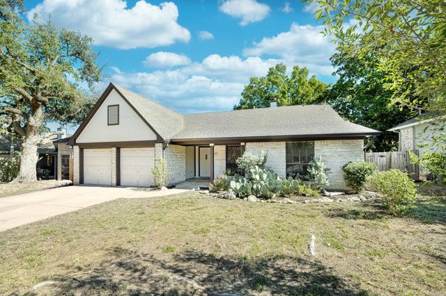 1810 Parkwood DR, Leander, TX 78641