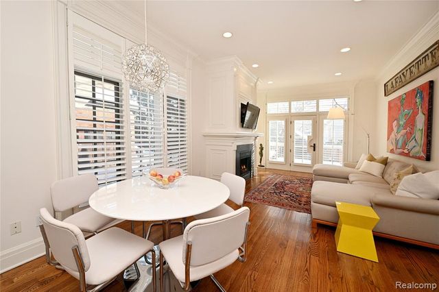 995 Pierce Street, Birmingham, MI 48009