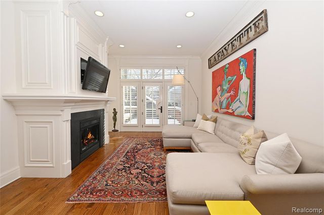 995 Pierce Street, Birmingham, MI 48009