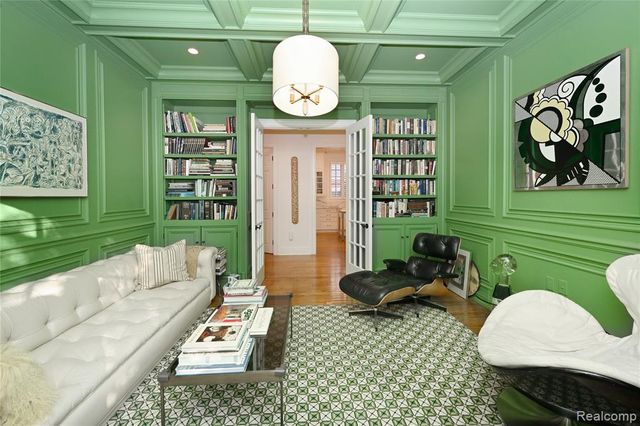 995 Pierce Street, Birmingham, MI 48009