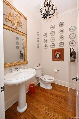 995 Pierce Street, Birmingham, MI 48009