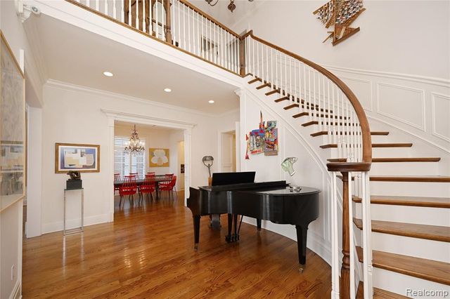 995 Pierce Street, Birmingham, MI 48009