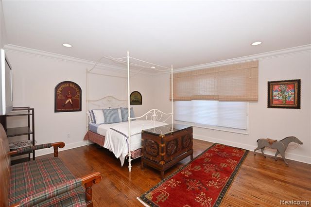 995 Pierce Street, Birmingham, MI 48009