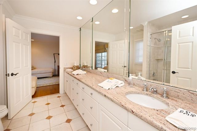 995 Pierce Street, Birmingham, MI 48009