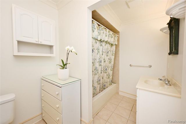 995 Pierce Street, Birmingham, MI 48009