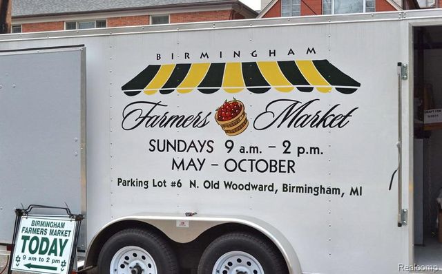 995 Pierce Street, Birmingham, MI 48009