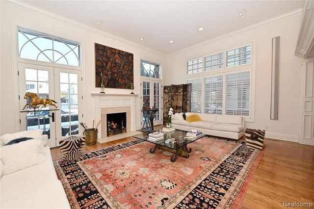 995 Pierce Street, Birmingham, MI 48009