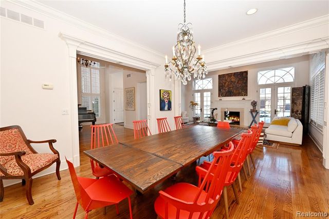 995 Pierce Street, Birmingham, MI 48009