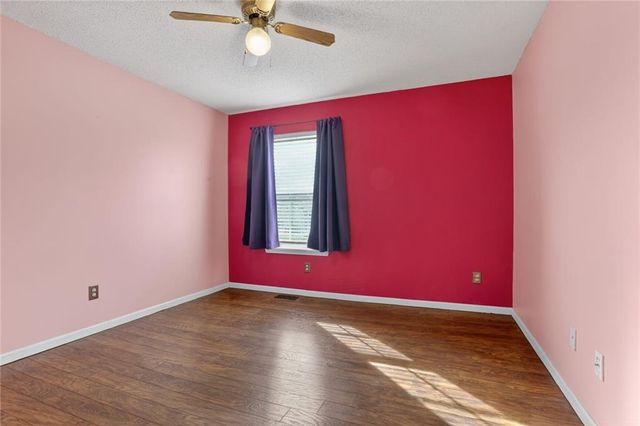 808 Golden Court, Belton, MO 64012