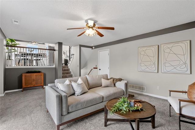 808 Golden Court, Belton, MO 64012