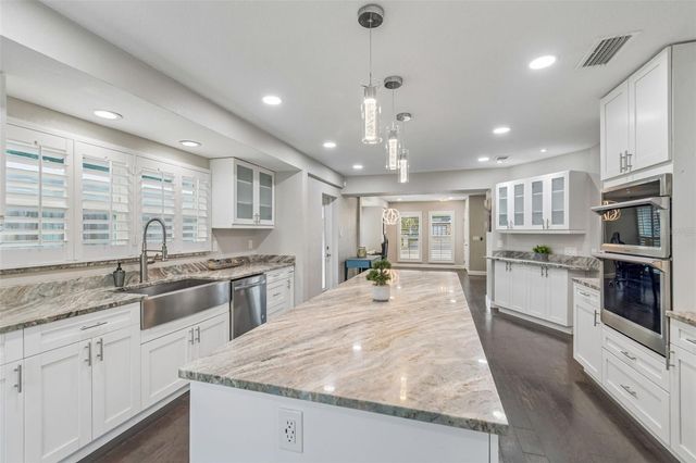 3316 W KATHLEEN STREET, Tampa, FL 33607