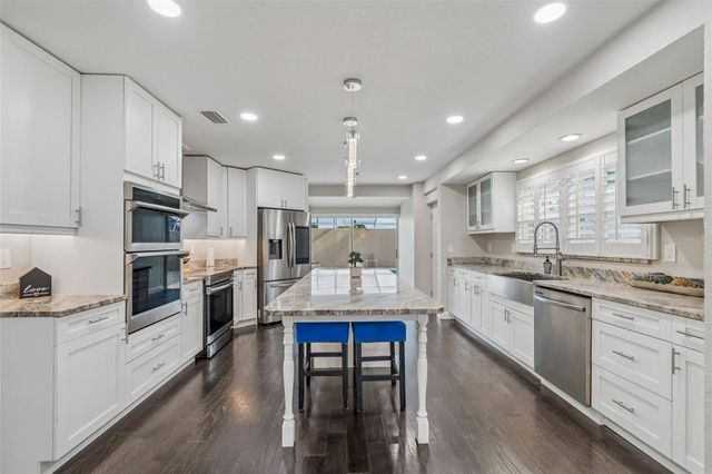 3316 W KATHLEEN STREET, Tampa, FL 33607