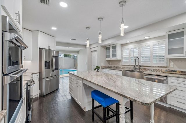 3316 W KATHLEEN STREET, Tampa, FL 33607