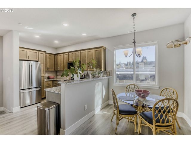 12076 Se HAROLD St, Portland, OR 97266