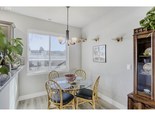 12076 Se HAROLD St, Portland, OR 97266