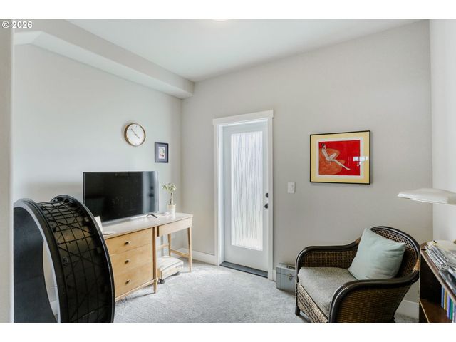 12076 Se HAROLD St, Portland, OR 97266