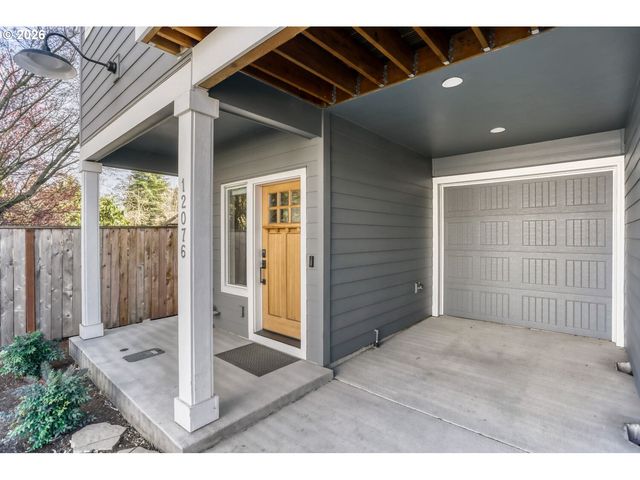 12076 Se HAROLD St, Portland, OR 97266