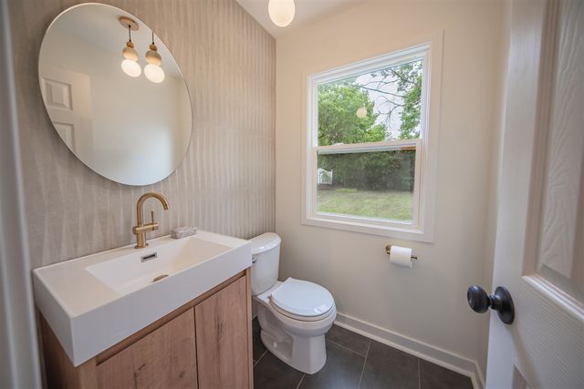 1109 Birk Avenue, Ann Arbor, MI 48103