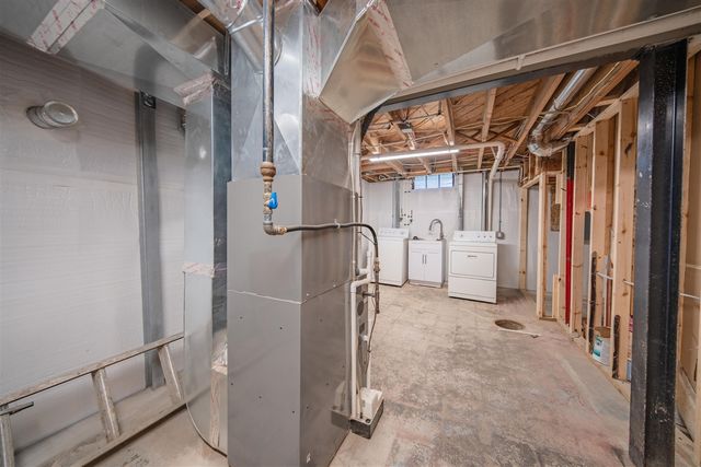 1109 Birk Avenue, Ann Arbor, MI 48103