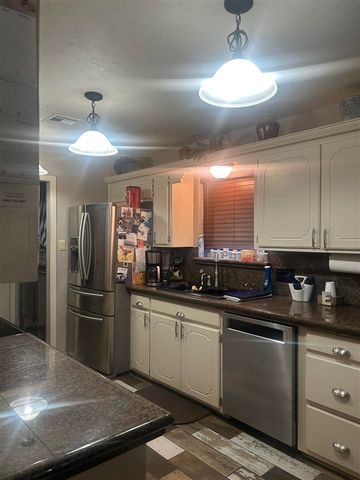 5907 NW Williams, Lawton, OK 73505