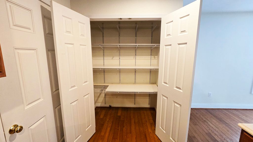 Image 30 of property listing at 2530 S Pine Street, Centralia, IL 62801