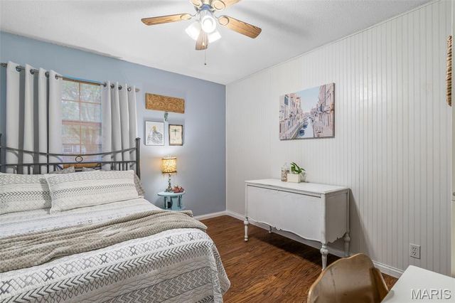 222 Meadowbrook Drive, Farmington, MO 63640