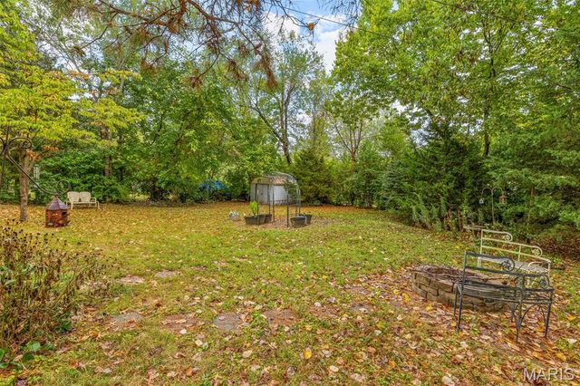 222 Meadowbrook Drive, Farmington, MO 63640