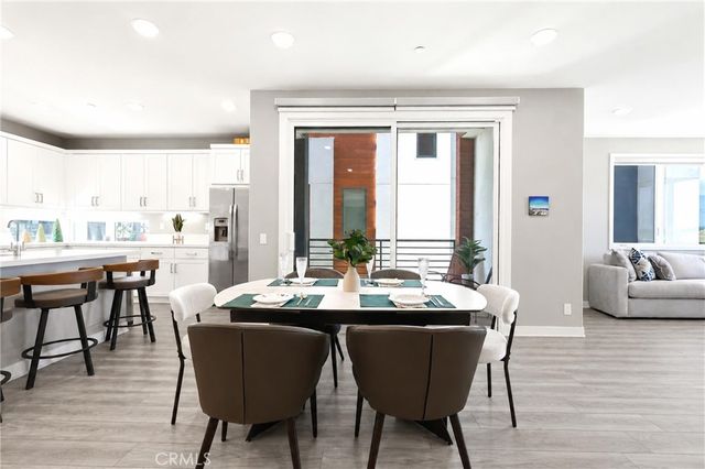 253 Waypoint, Tustin, CA 92782