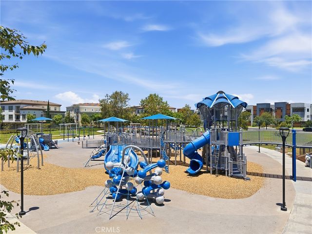 253 Waypoint, Tustin, CA 92782