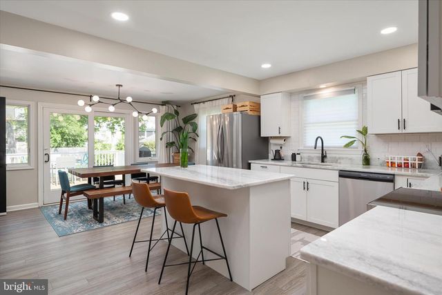 1302 CARROLL RD, Severna Park, MD 21146